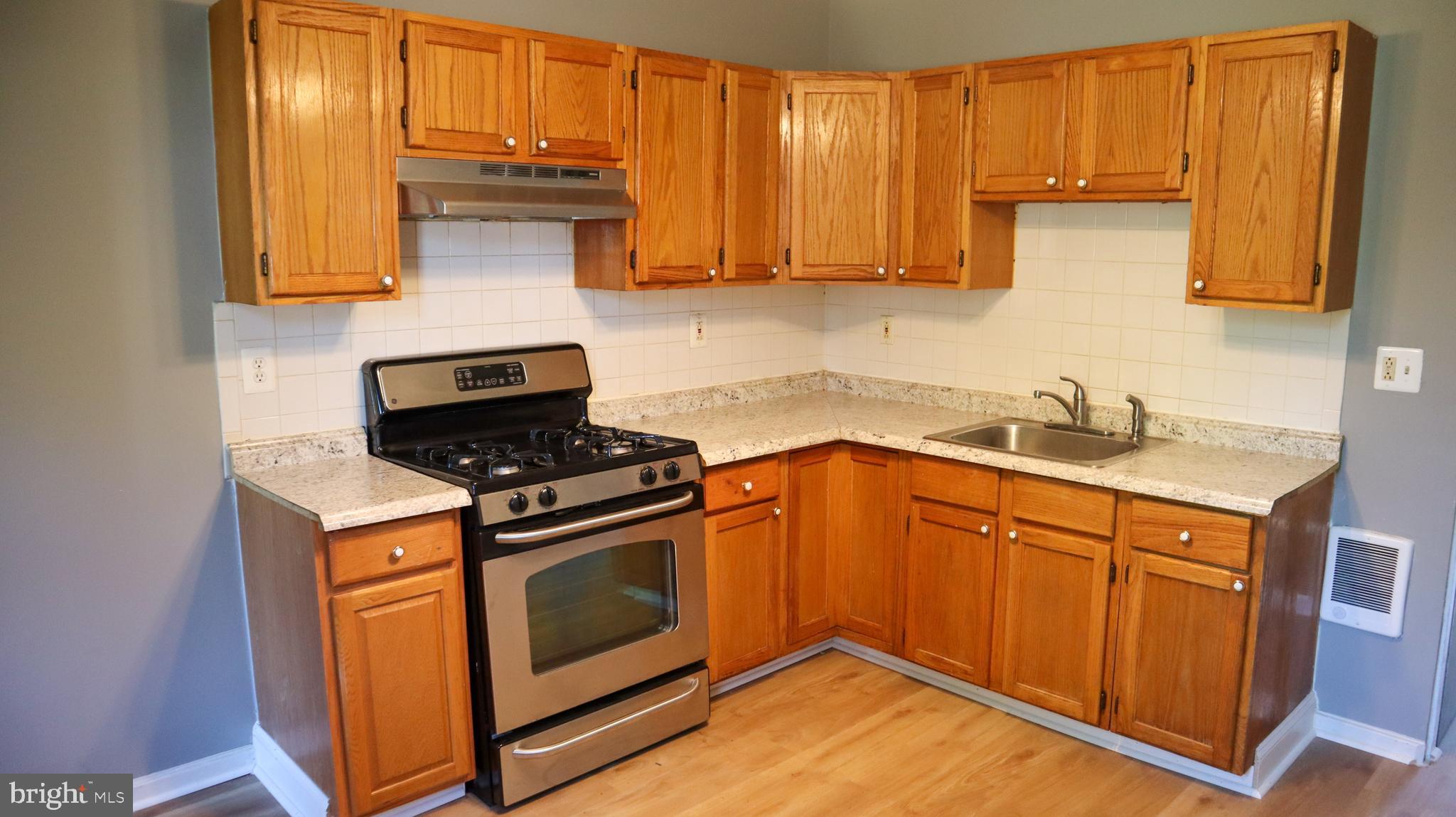 KENSINGTON - Residential