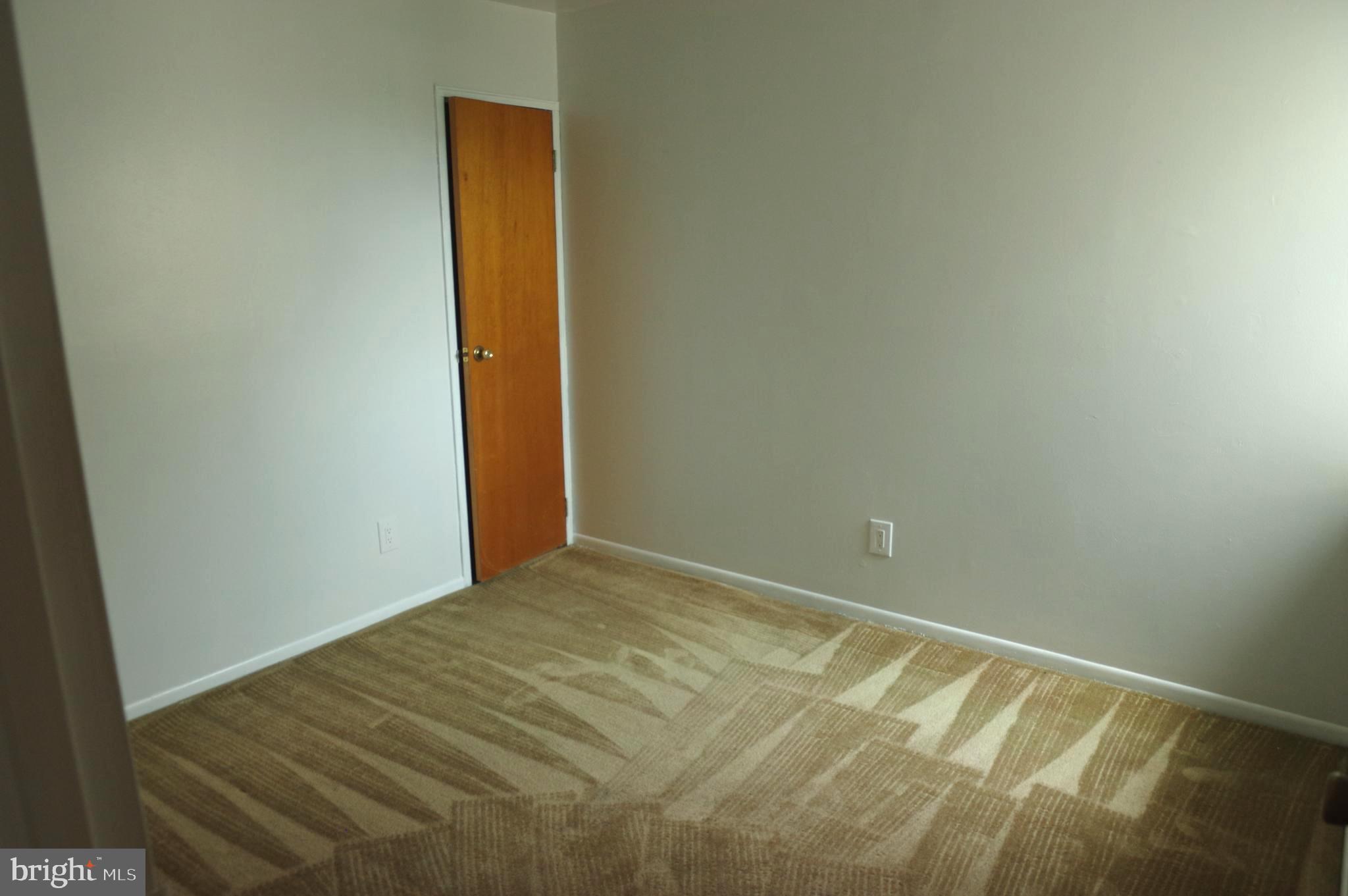 MANTUA - Residential Lease