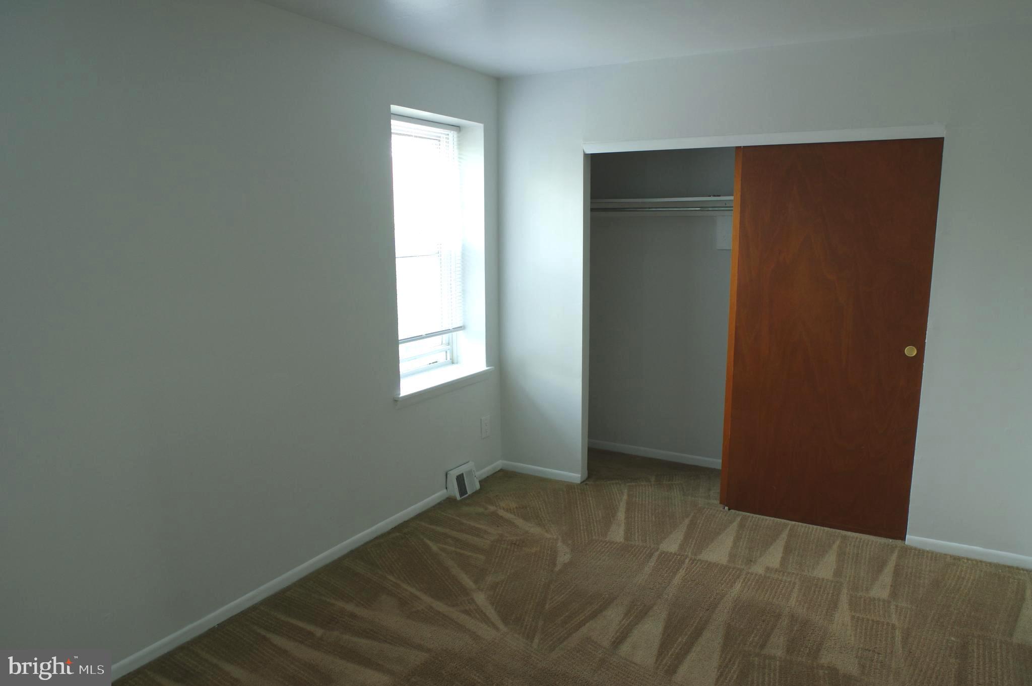 MANTUA - Residential Lease