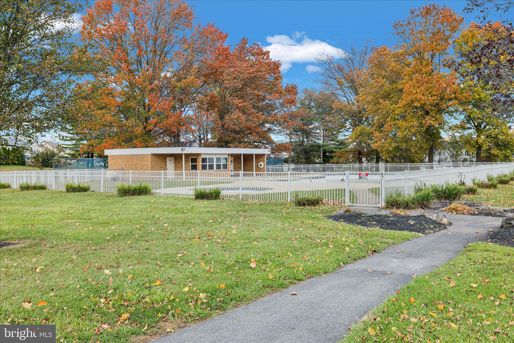 GREEN ACRES - Residential