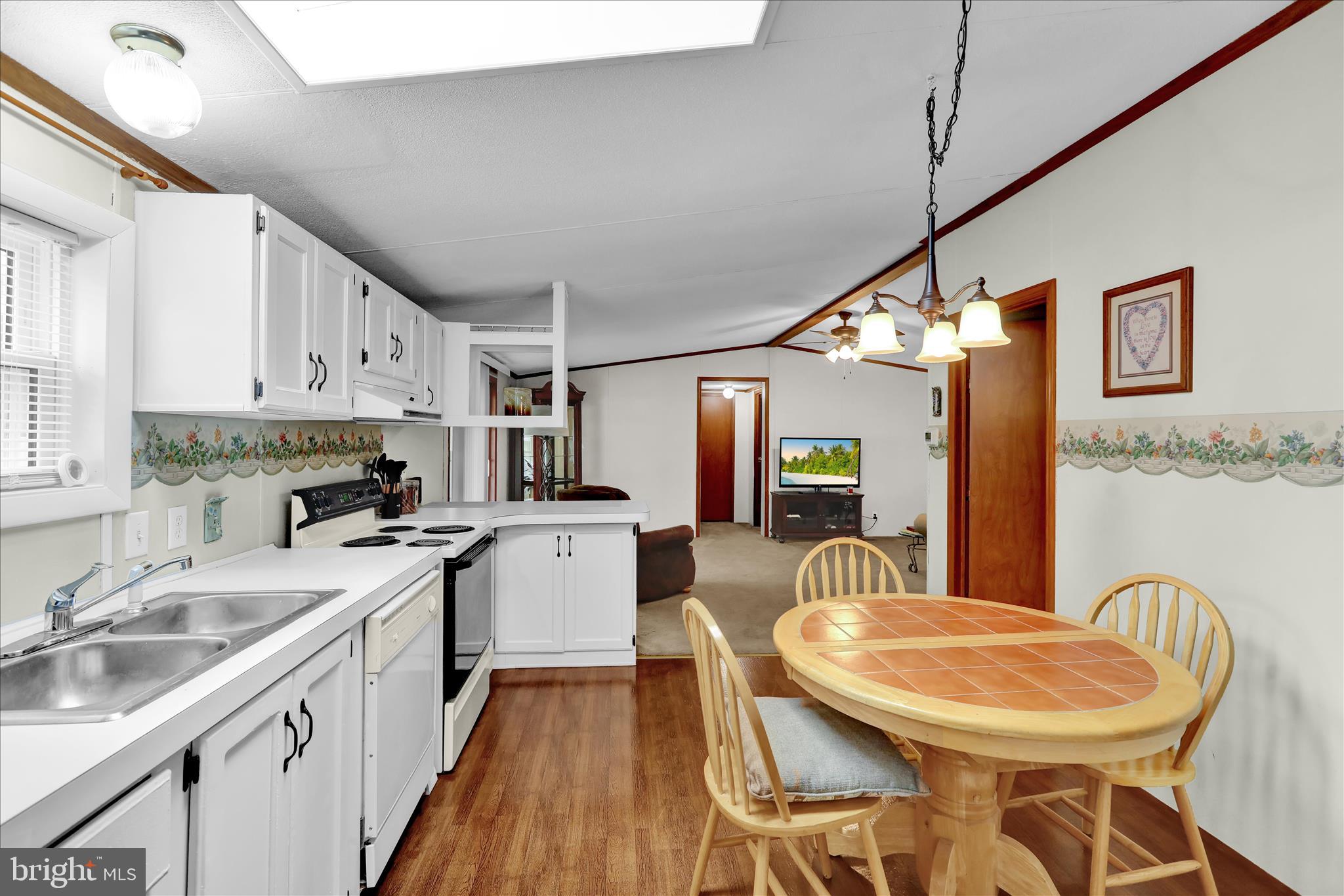 GREEN ACRES - Residential