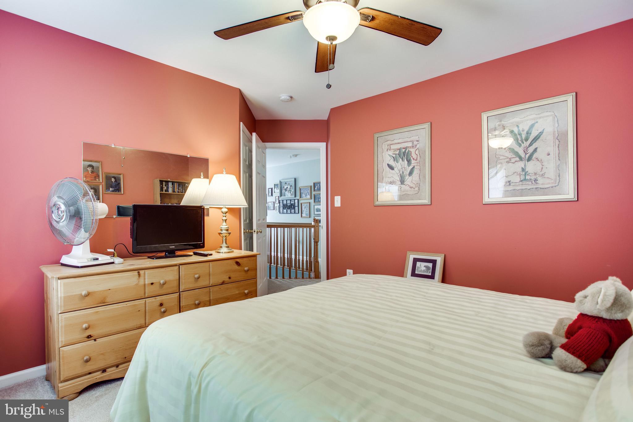 KINGSVIEW RIDGE - Residential