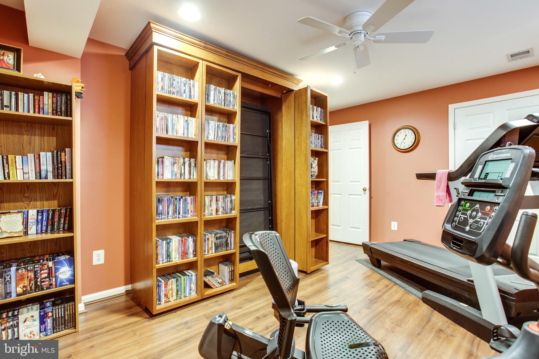 KINGSVIEW RIDGE - Residential