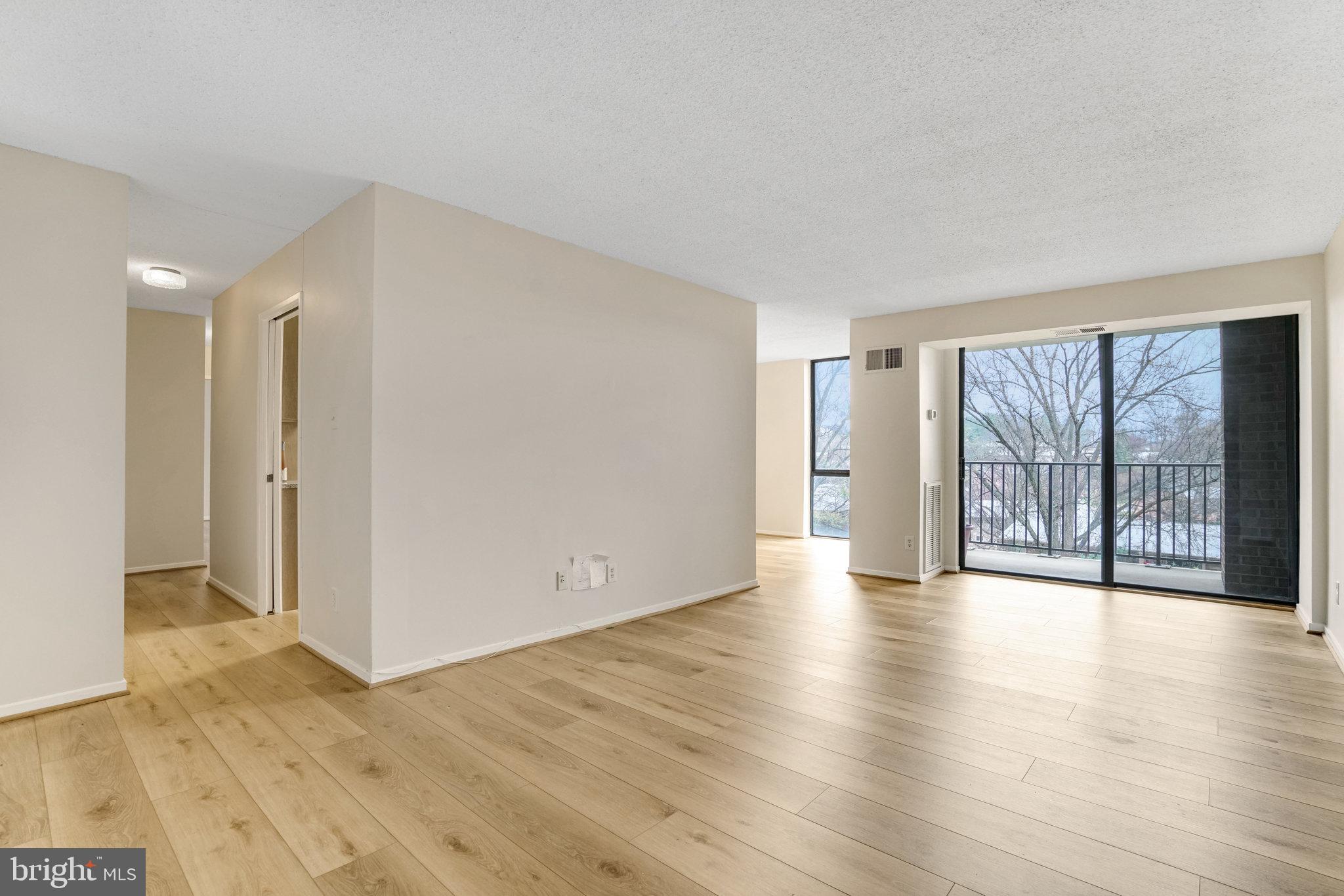 IDYLWOOD TOWERS CONDO - Residential Lease