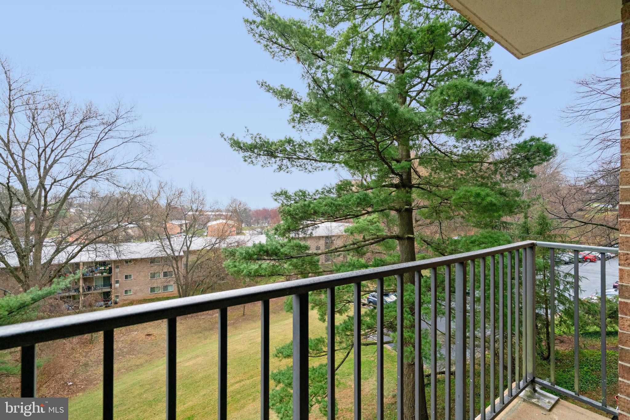 IDYLWOOD TOWERS CONDO - Residential Lease