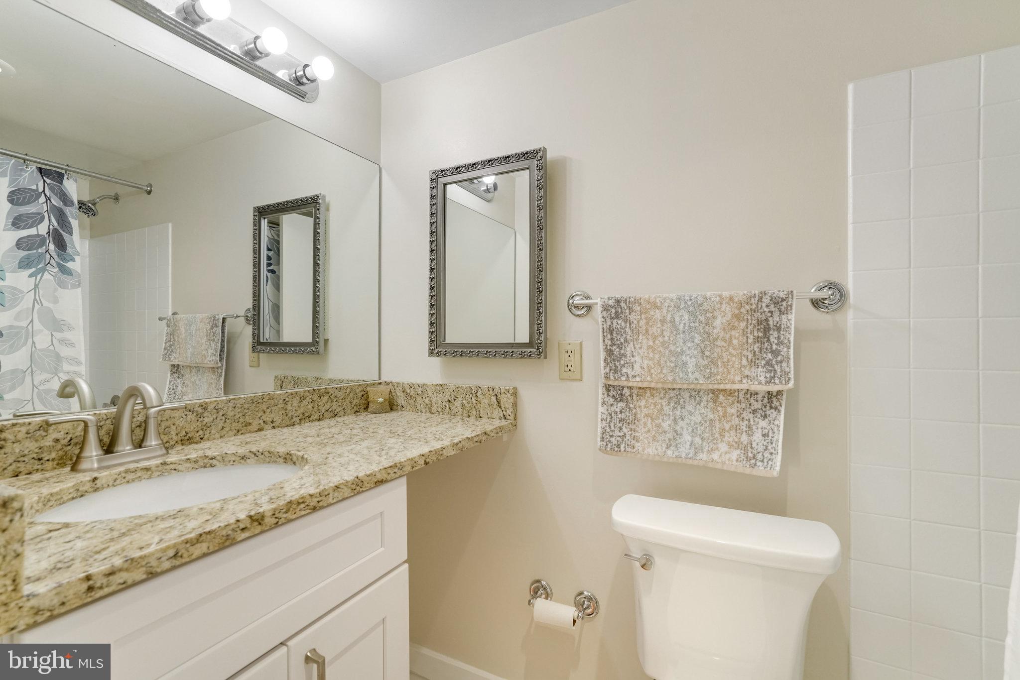 IDYLWOOD TOWERS CONDO - Residential Lease