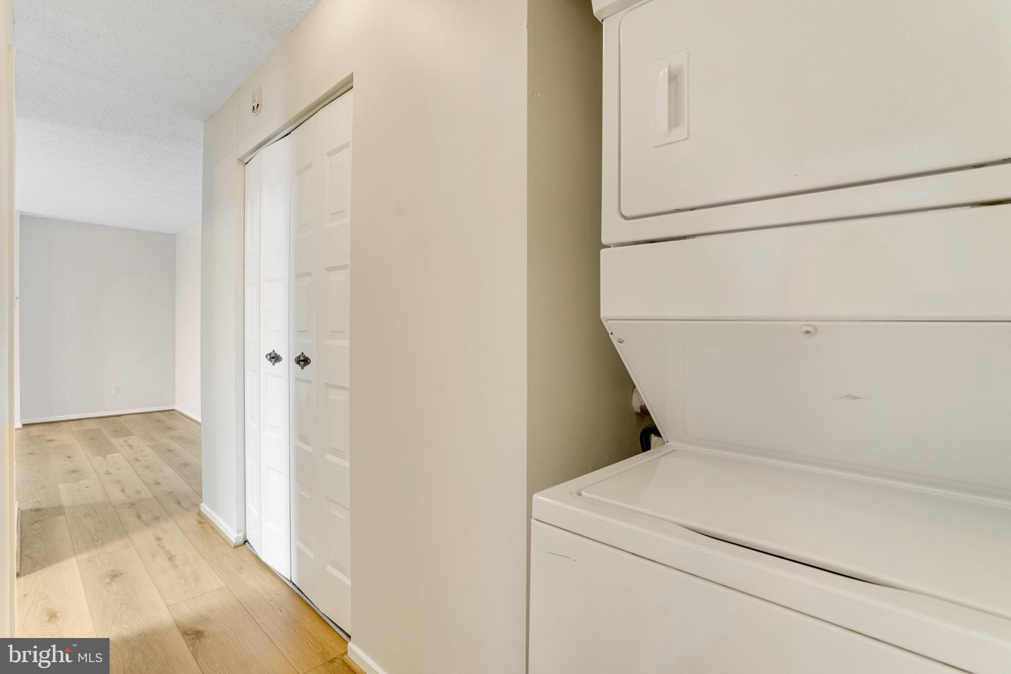 IDYLWOOD TOWERS CONDO - Residential Lease