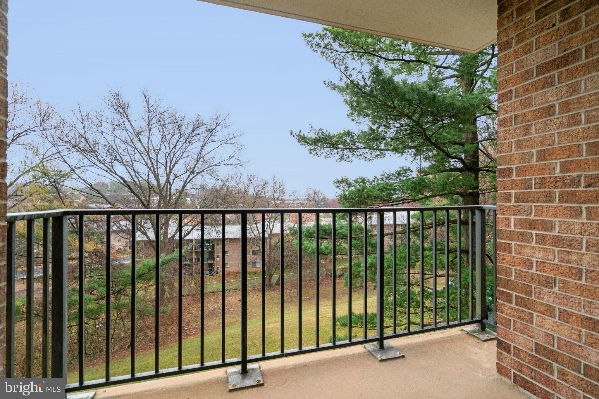 IDYLWOOD TOWERS CONDO - Residential Lease