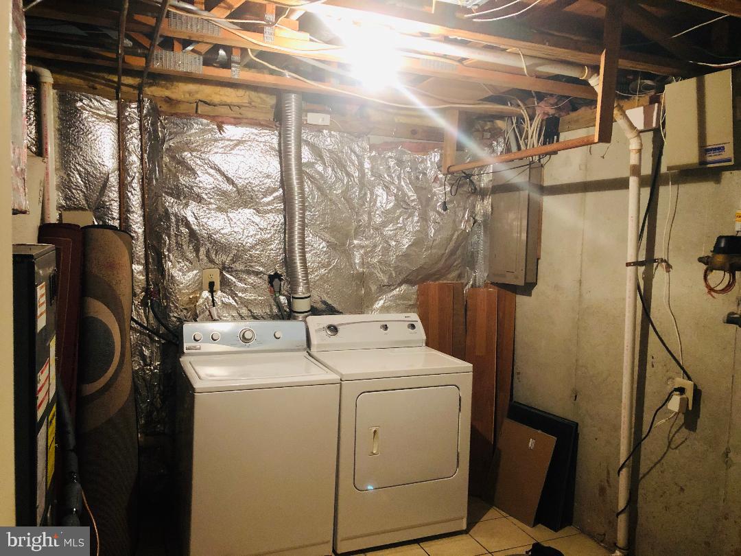 GLEN OAKS - Residential