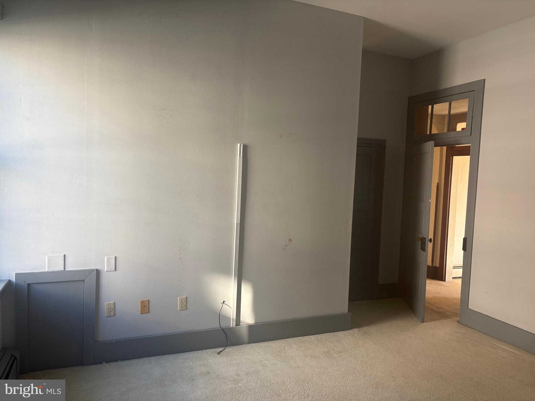 DOWNTOWN HANOVER - Residential Lease