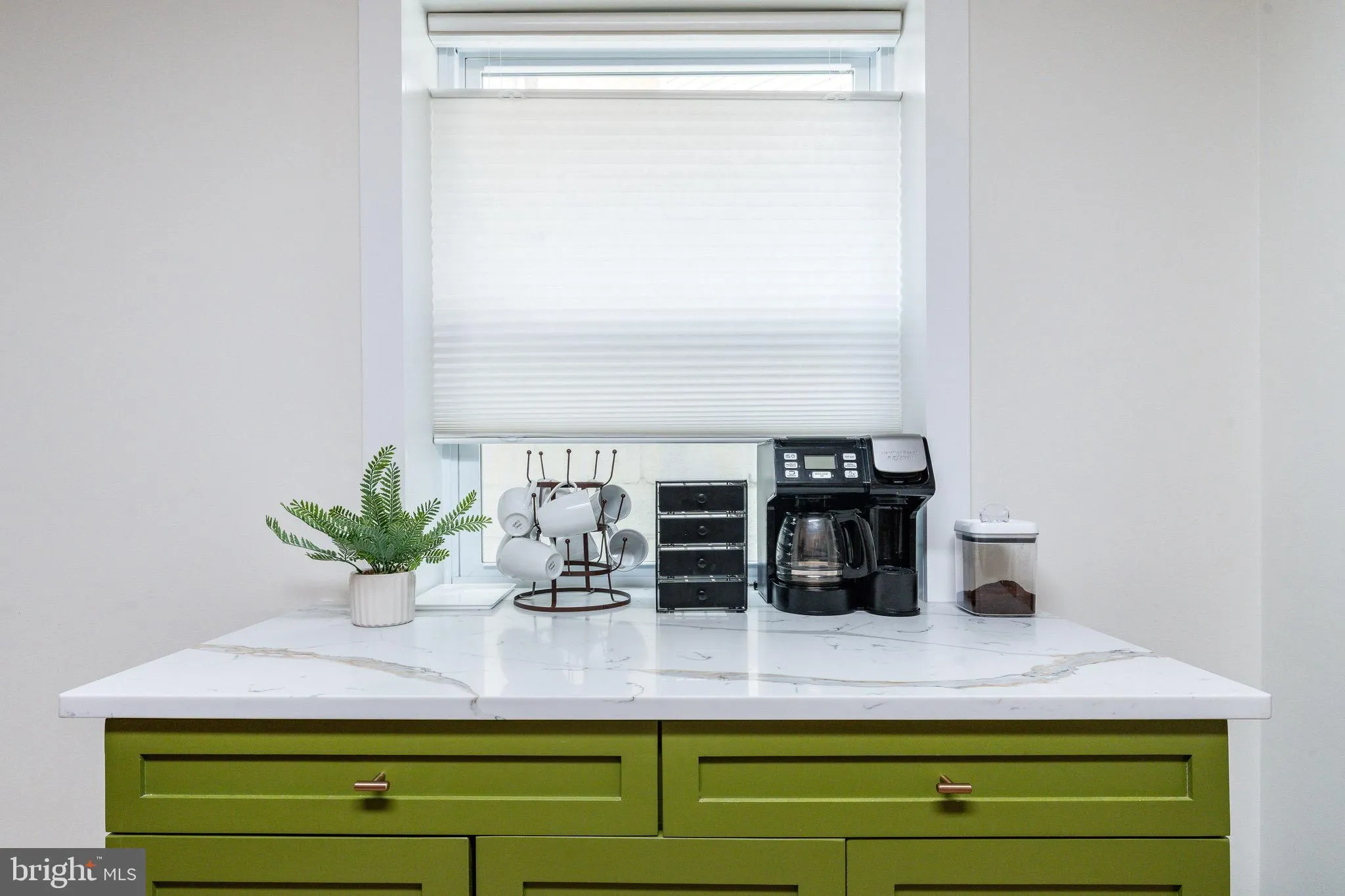 Philadelphia, Pennsylvania 19146, United States, 3 Bedrooms Bedrooms, ,2 BathroomsBathrooms,Residential,Active,185238