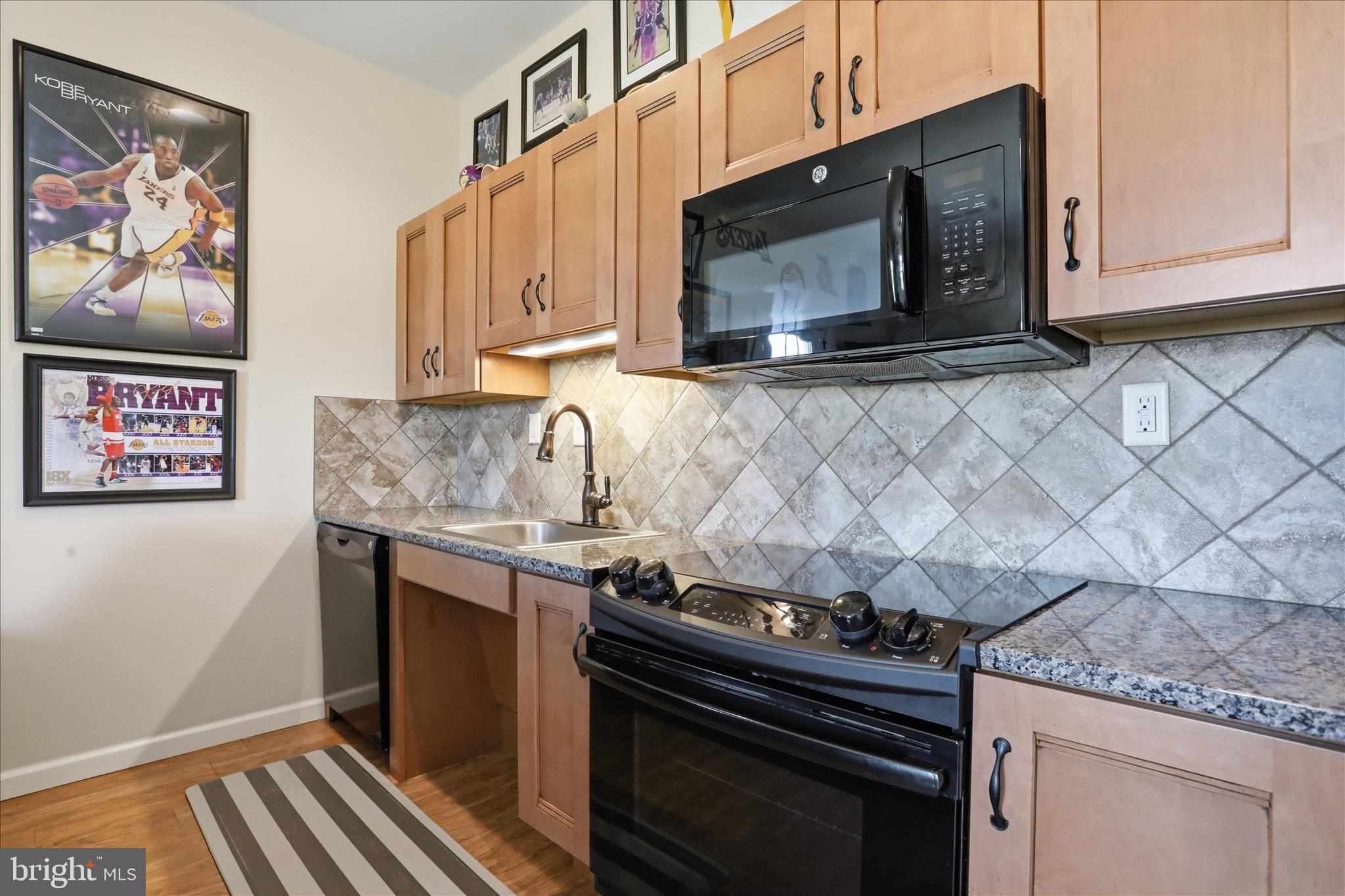 HIDDEN VALLEY ESTATES - Residential