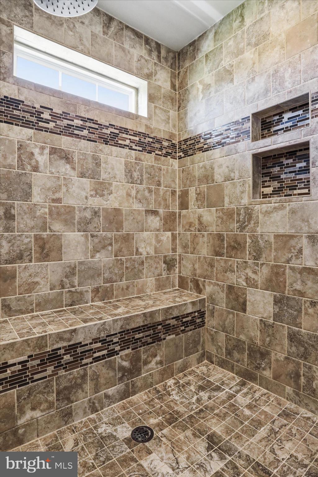 HIDDEN VALLEY ESTATES - Residential