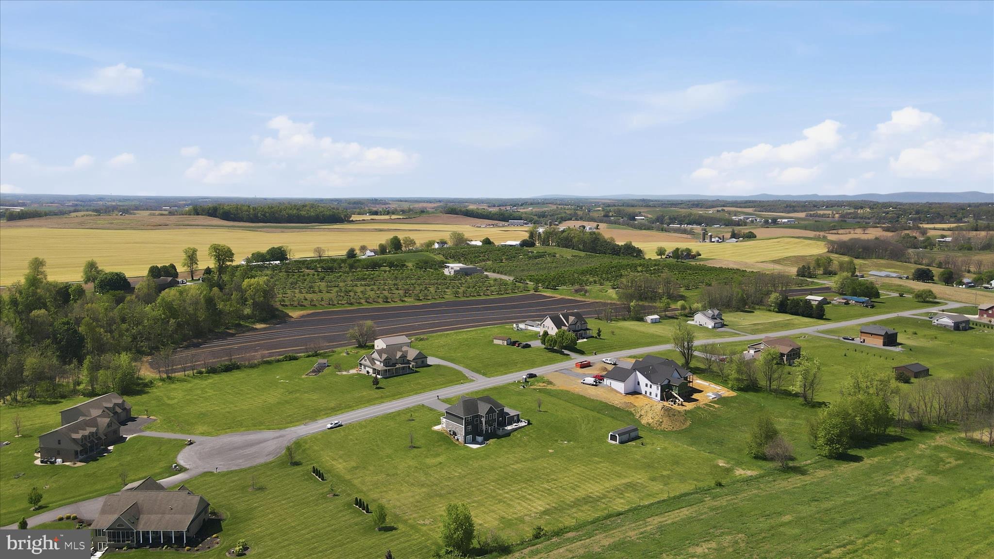HIDDEN VALLEY ESTATES - Residential