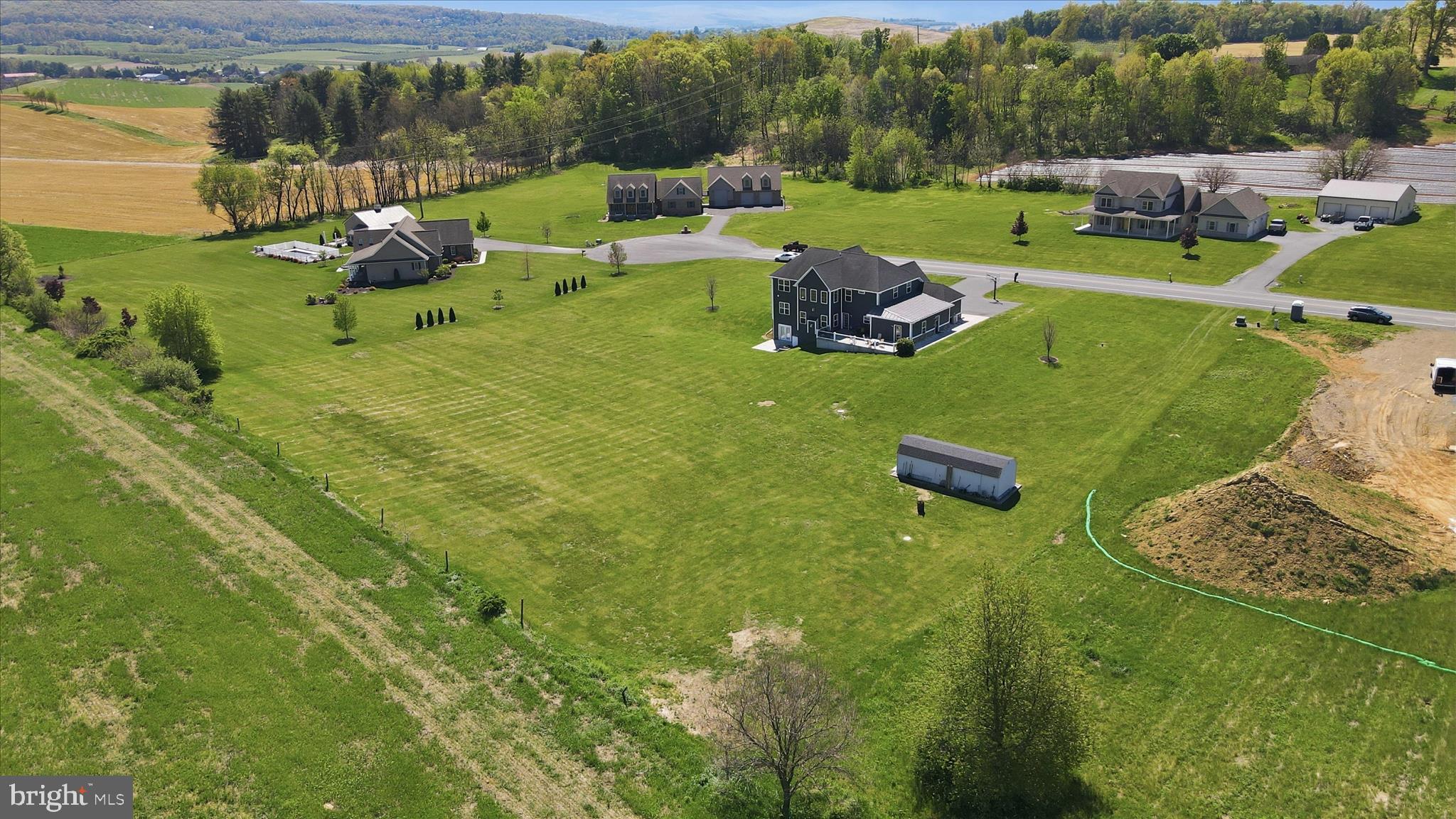 HIDDEN VALLEY ESTATES - Residential