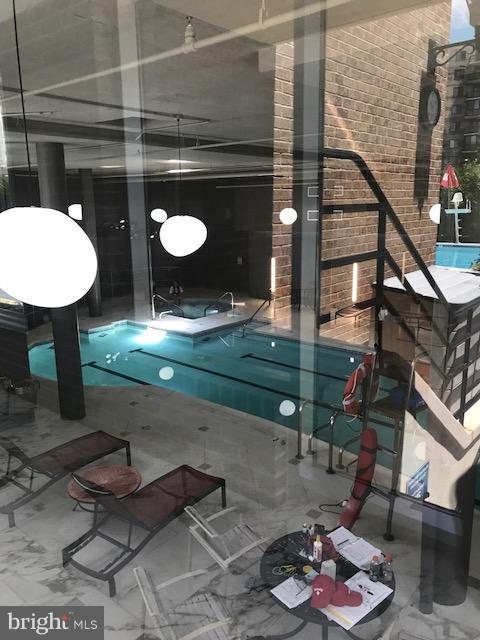 ROTONDA - Residential