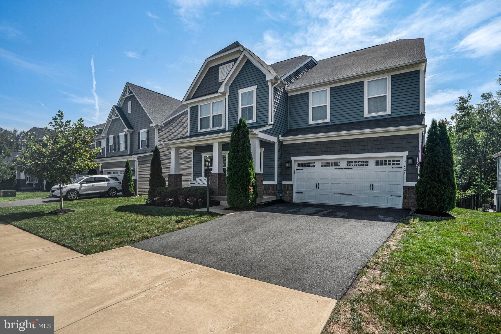 7424 LAKE WILLOW COURT
