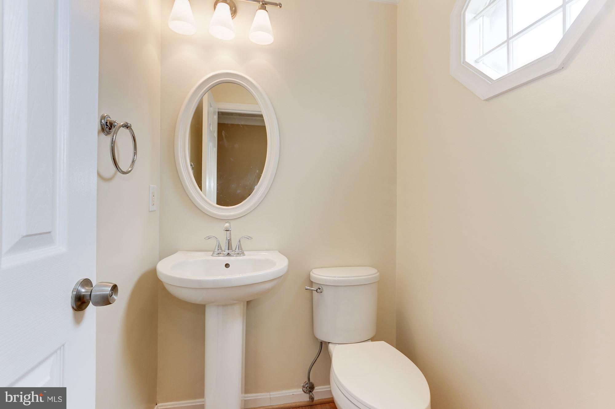 LAKE DEVEREUX - Residential