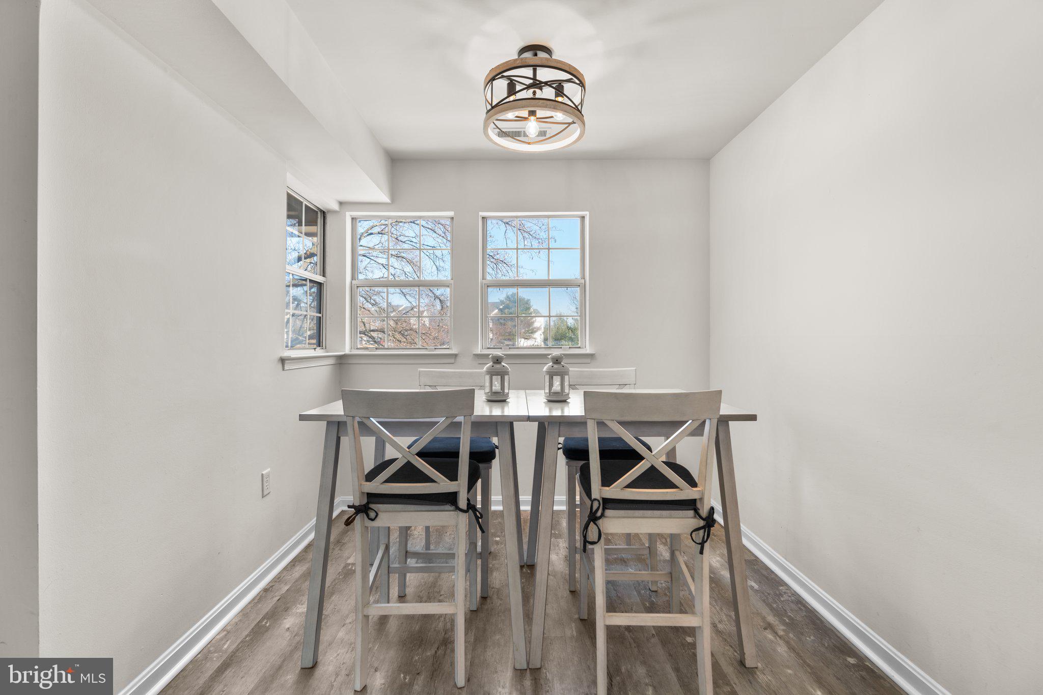 VILLAGE OF MONTGOMERY RUN - Residential