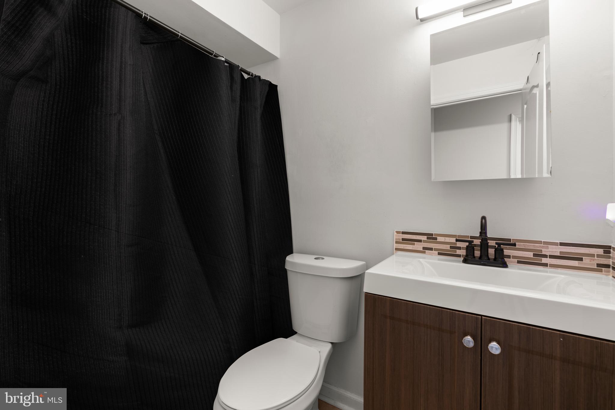 VILLAGE OF MONTGOMERY RUN - Residential