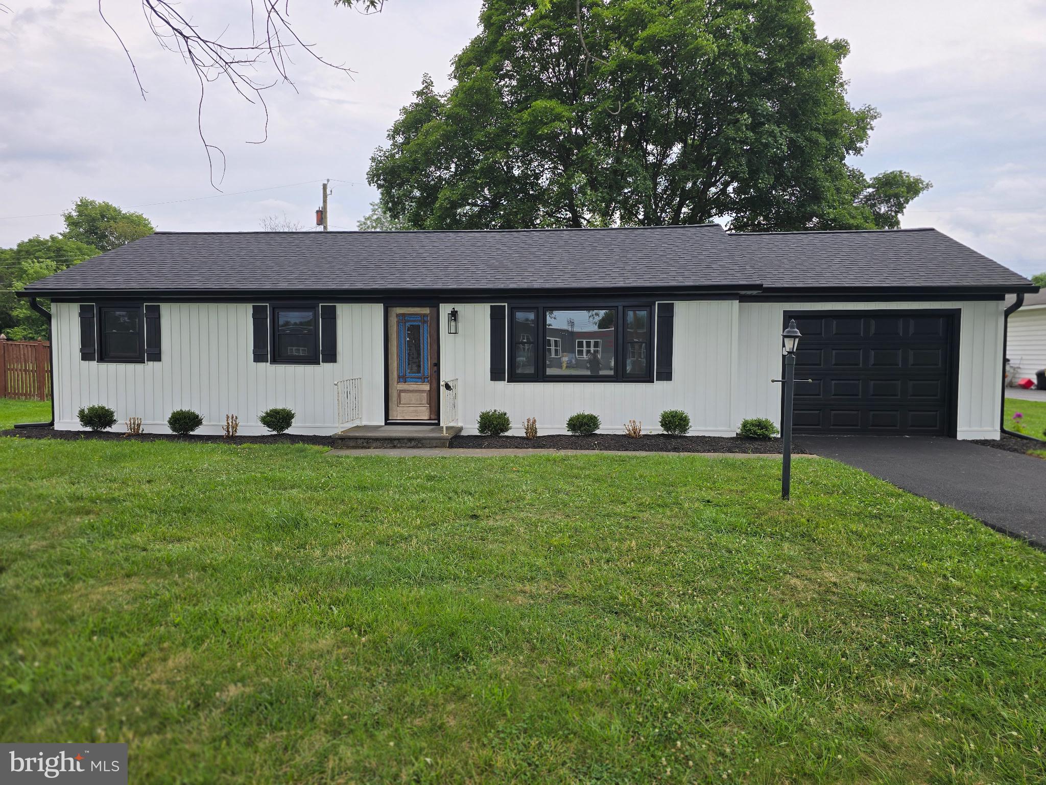 4400 MARTINSBURG PIKE
