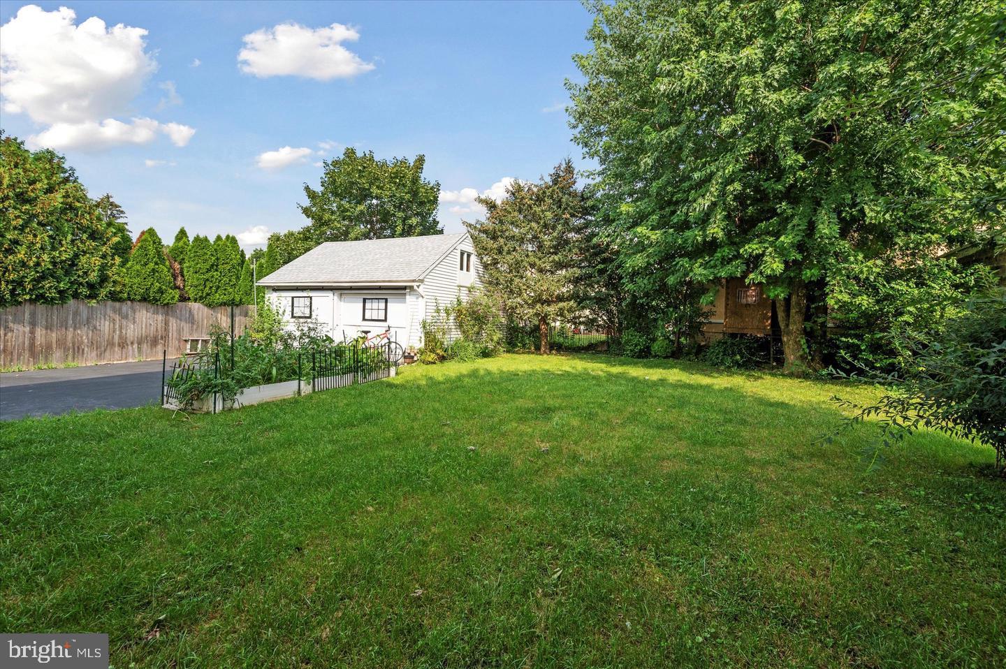 BROOKHAVEN - Residential Lease