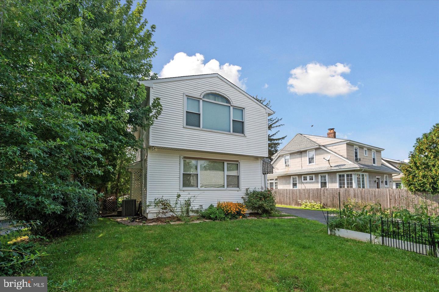 BROOKHAVEN - Residential Lease