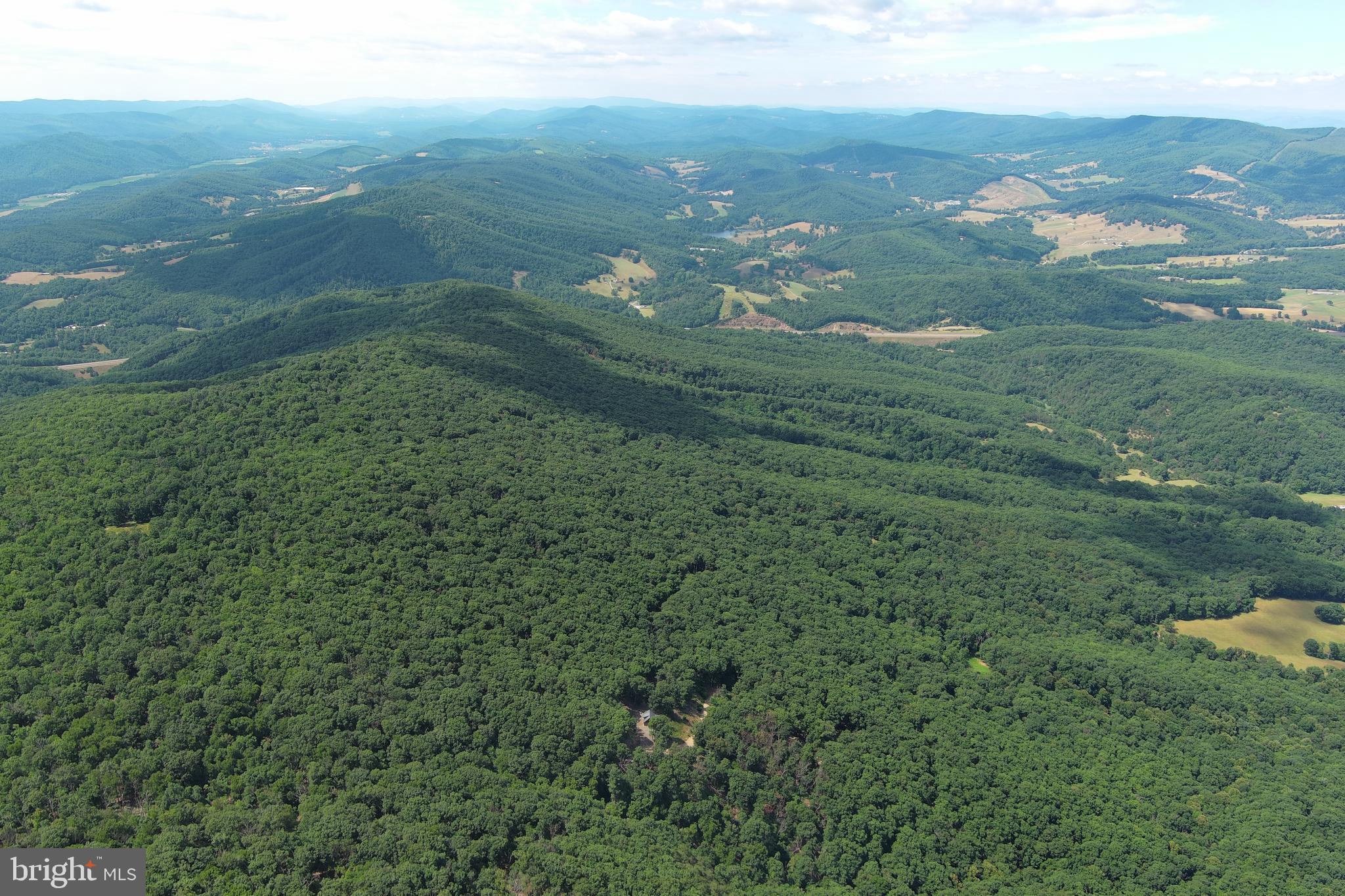 COVE CREEK - Residential