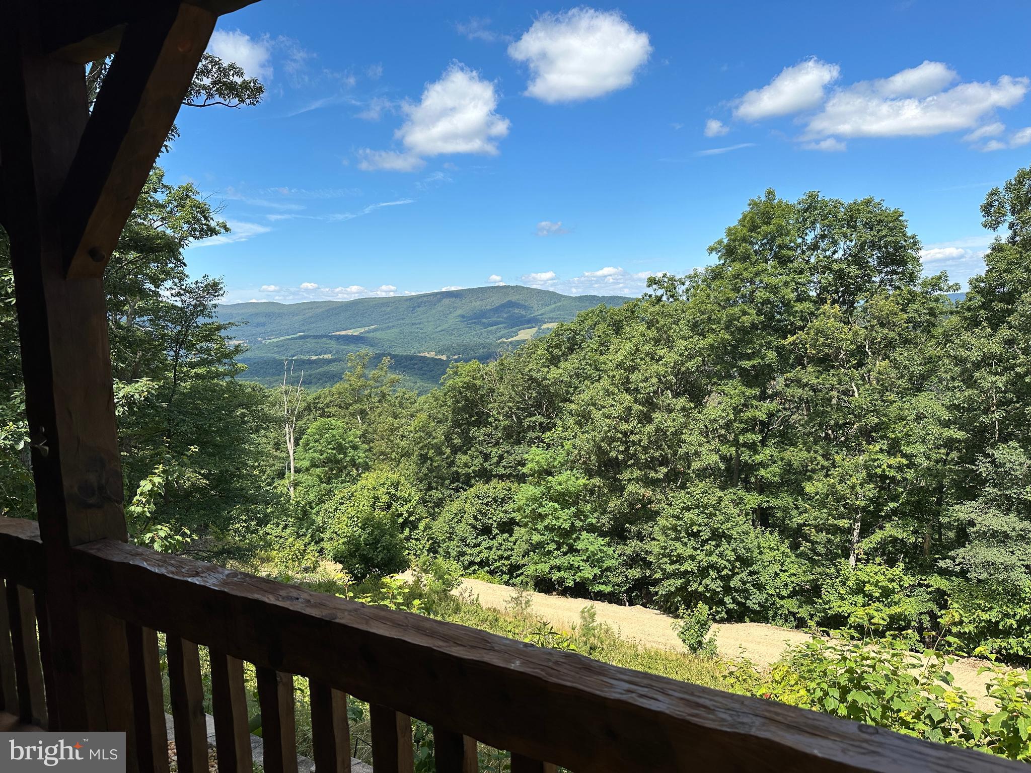 COVE CREEK - Residential