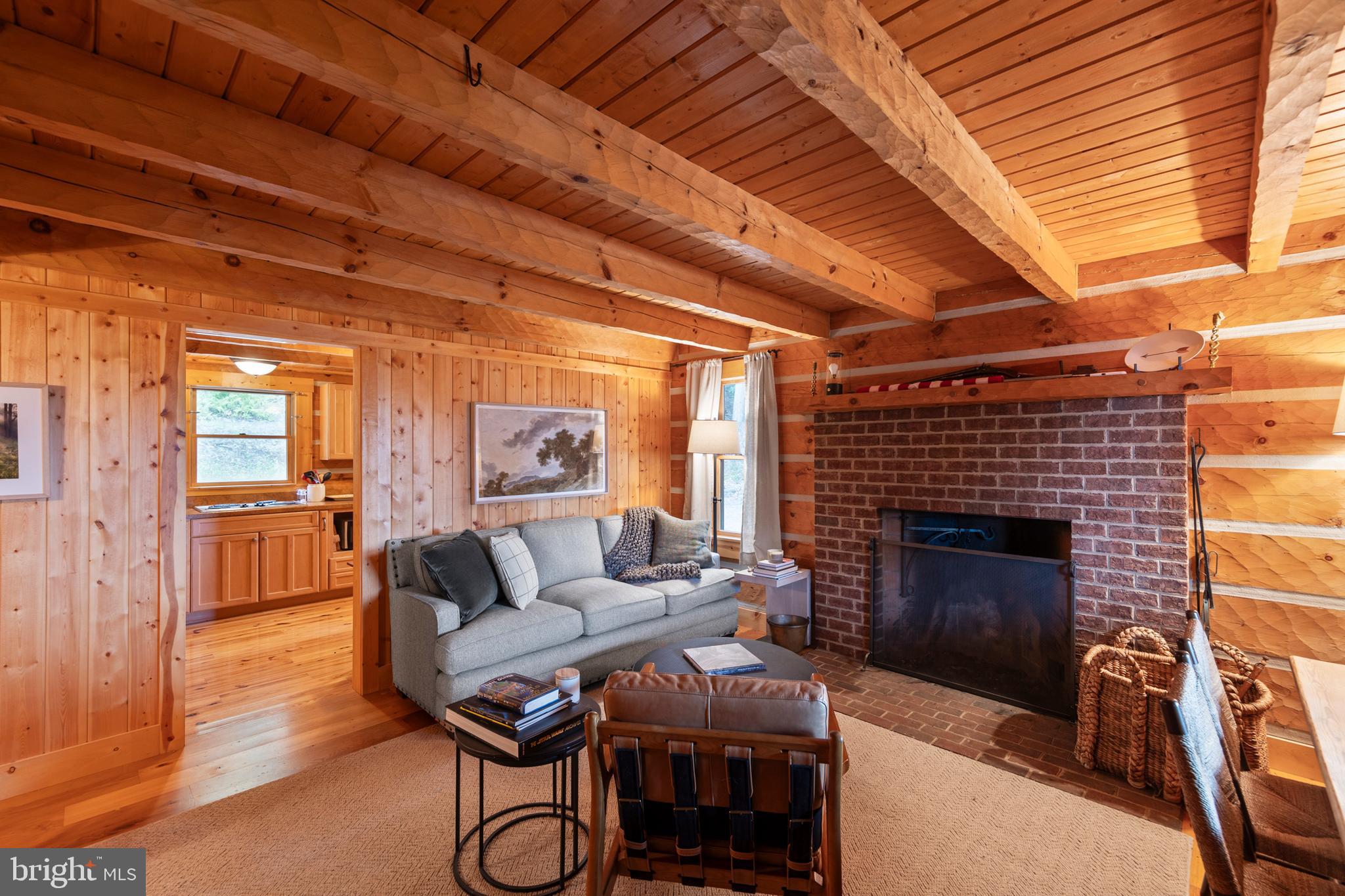 COVE CREEK - Residential