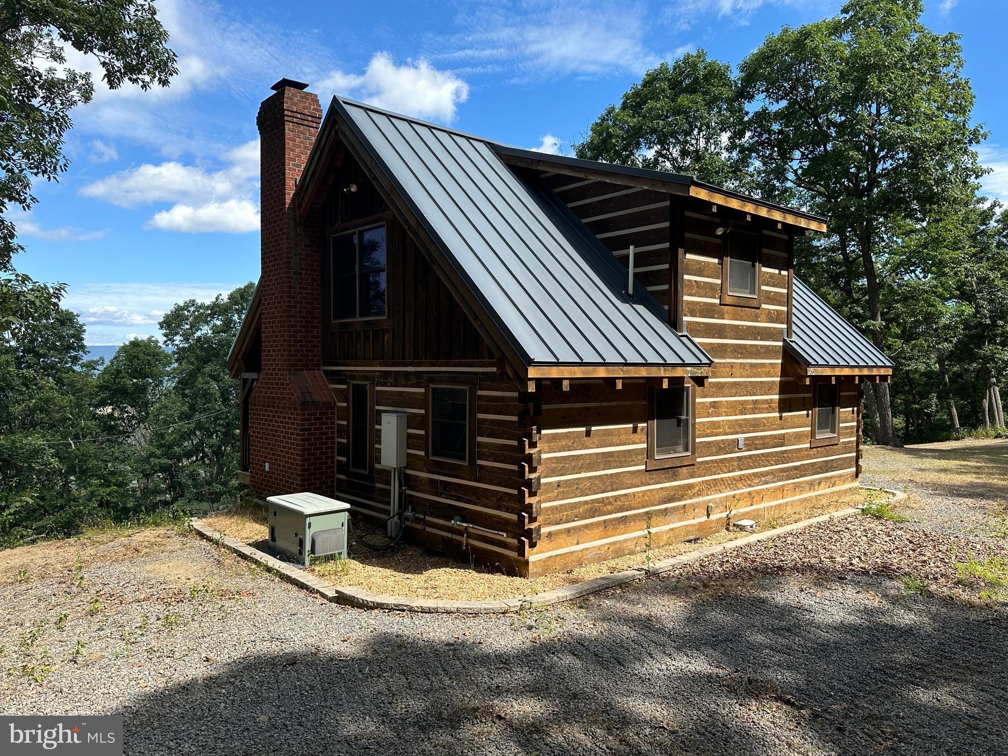 COVE CREEK - Residential