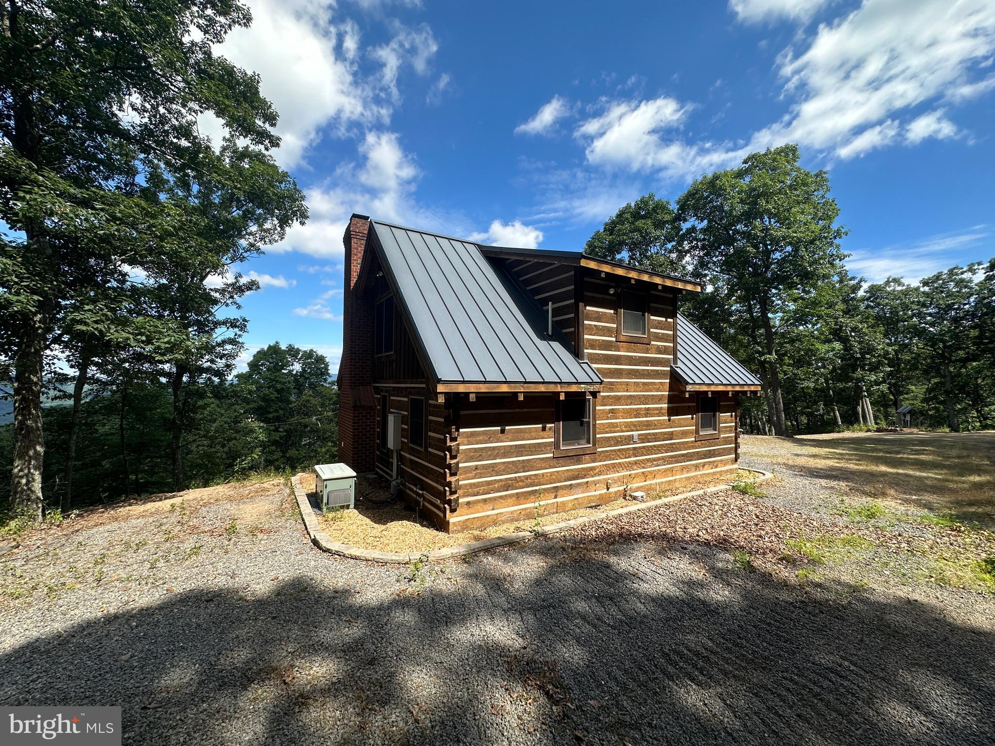 COVE CREEK - Residential