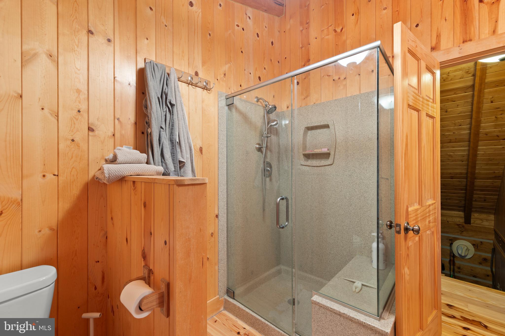 COVE CREEK - Residential