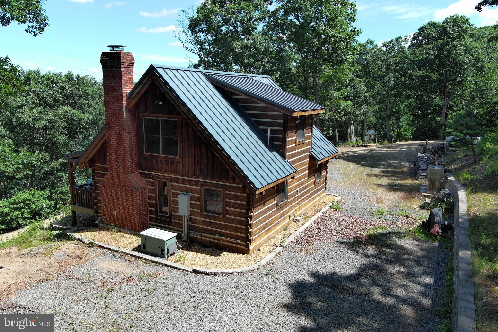 COVE CREEK - Residential