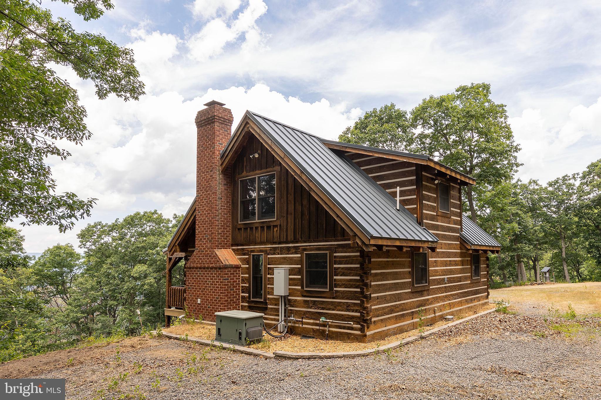 COVE CREEK - Residential