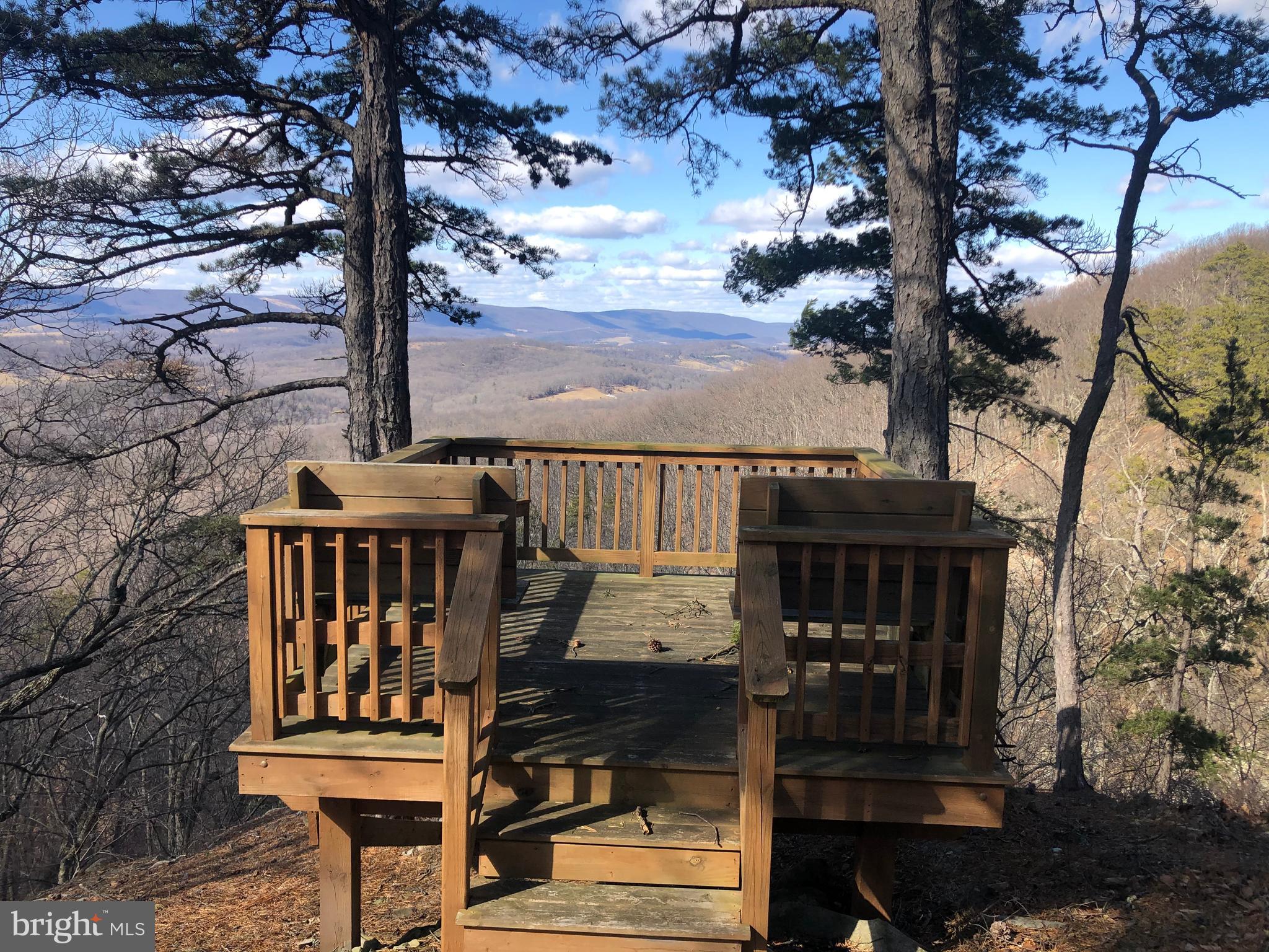 COVE CREEK - Residential