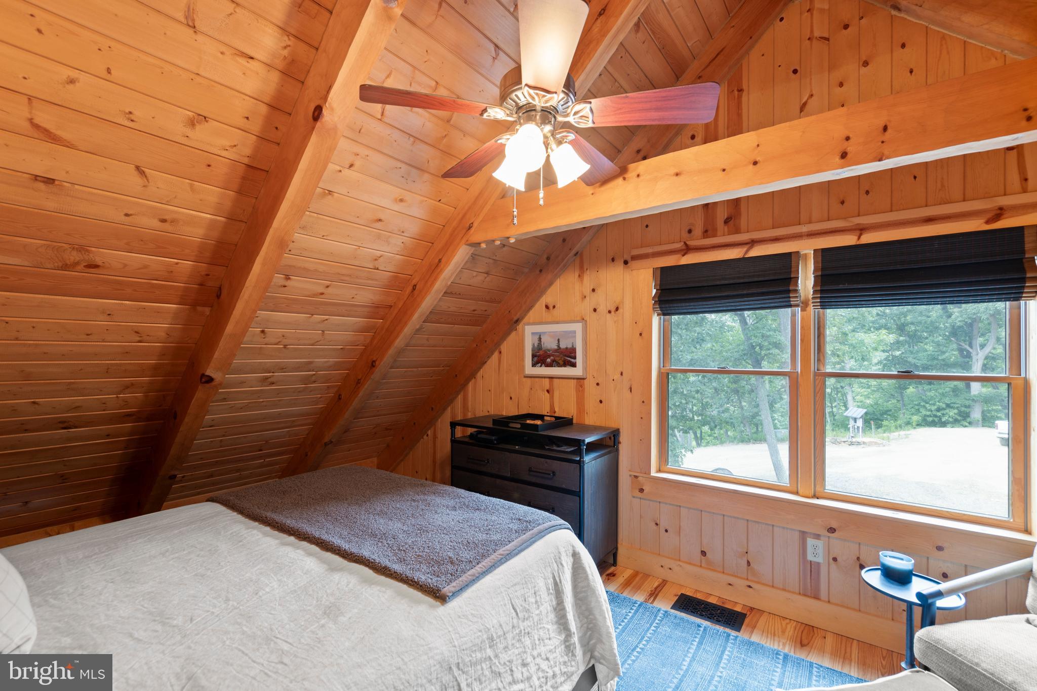 COVE CREEK - Residential