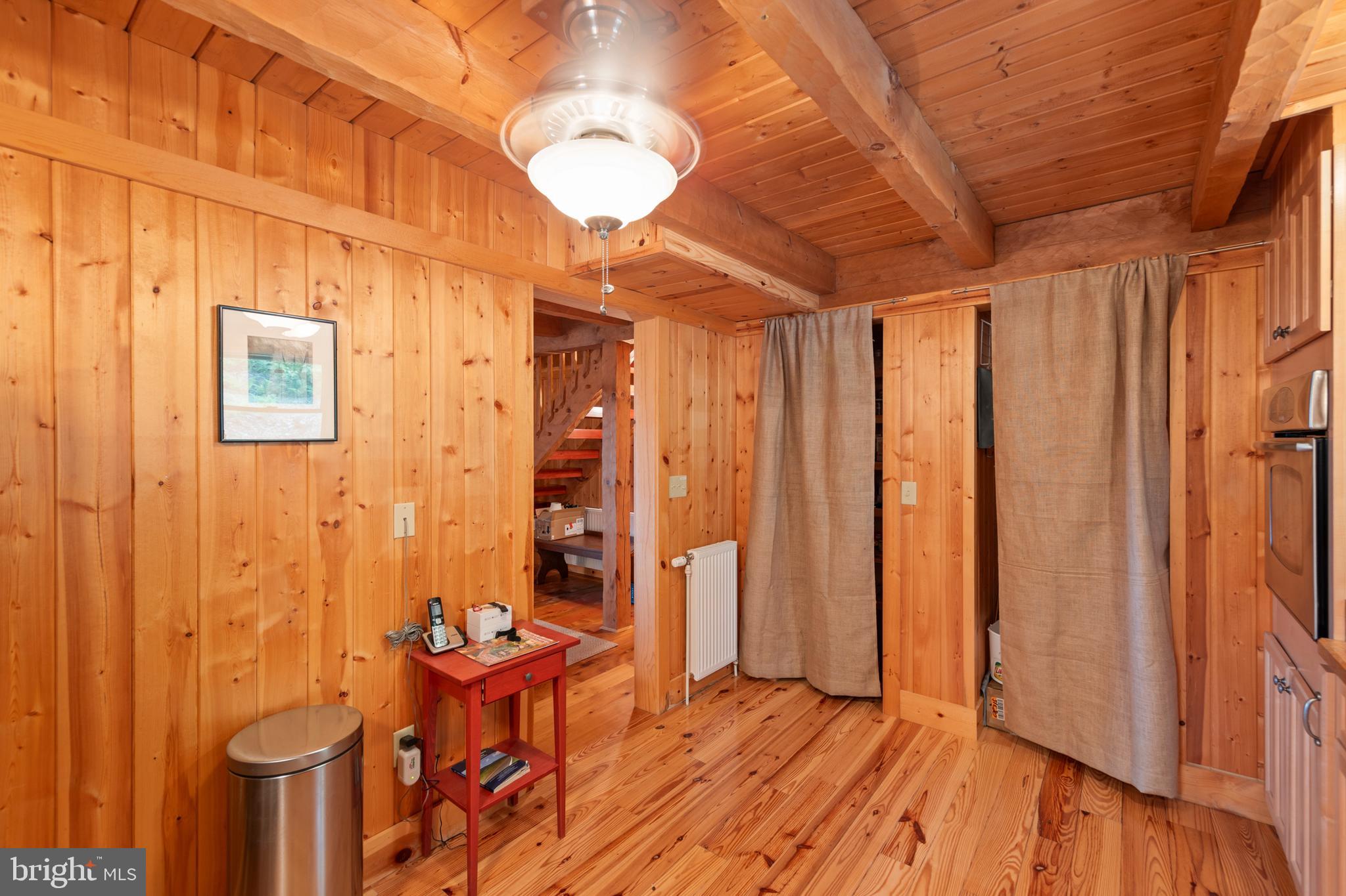 COVE CREEK - Residential