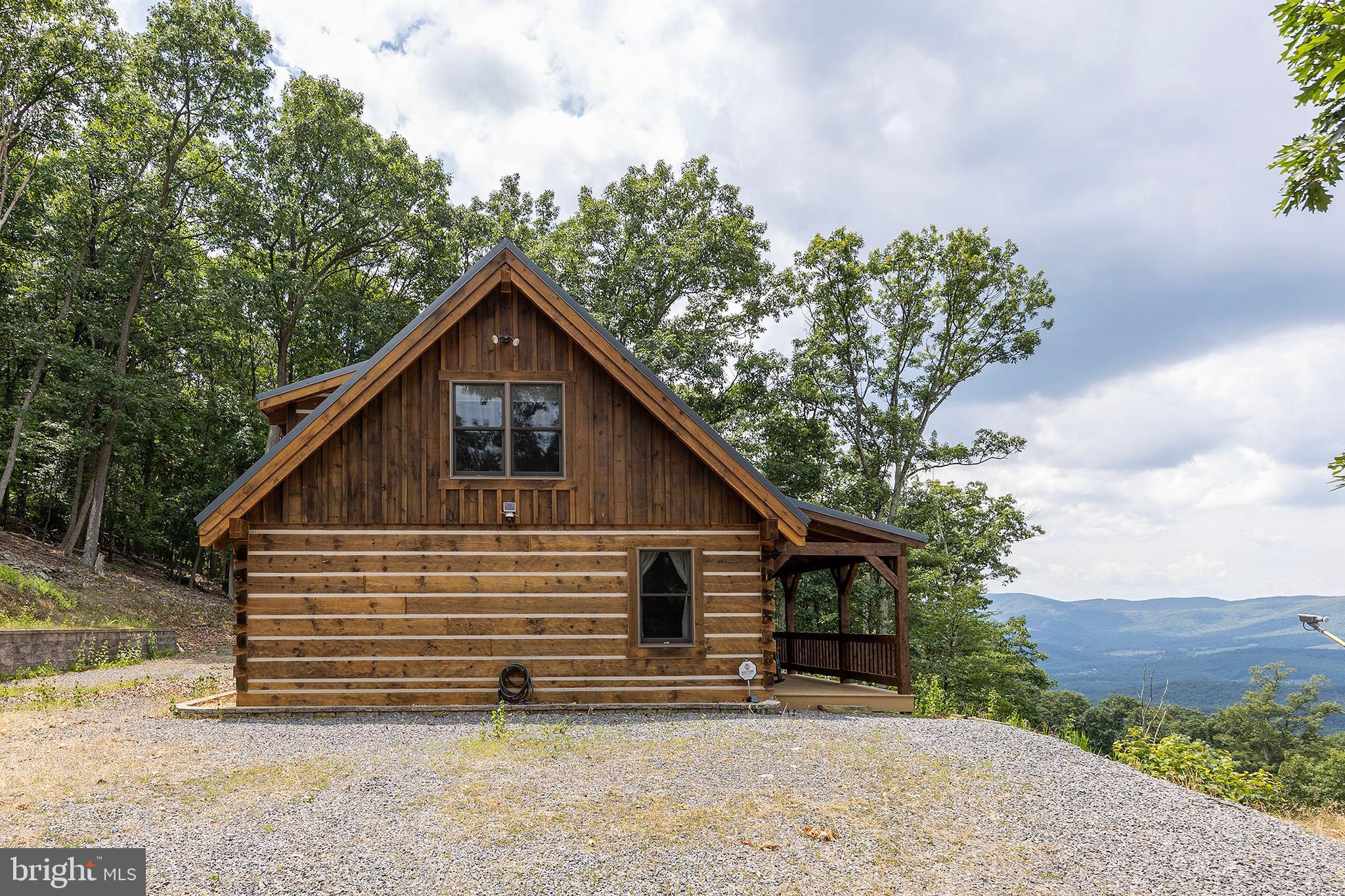 COVE CREEK - Residential