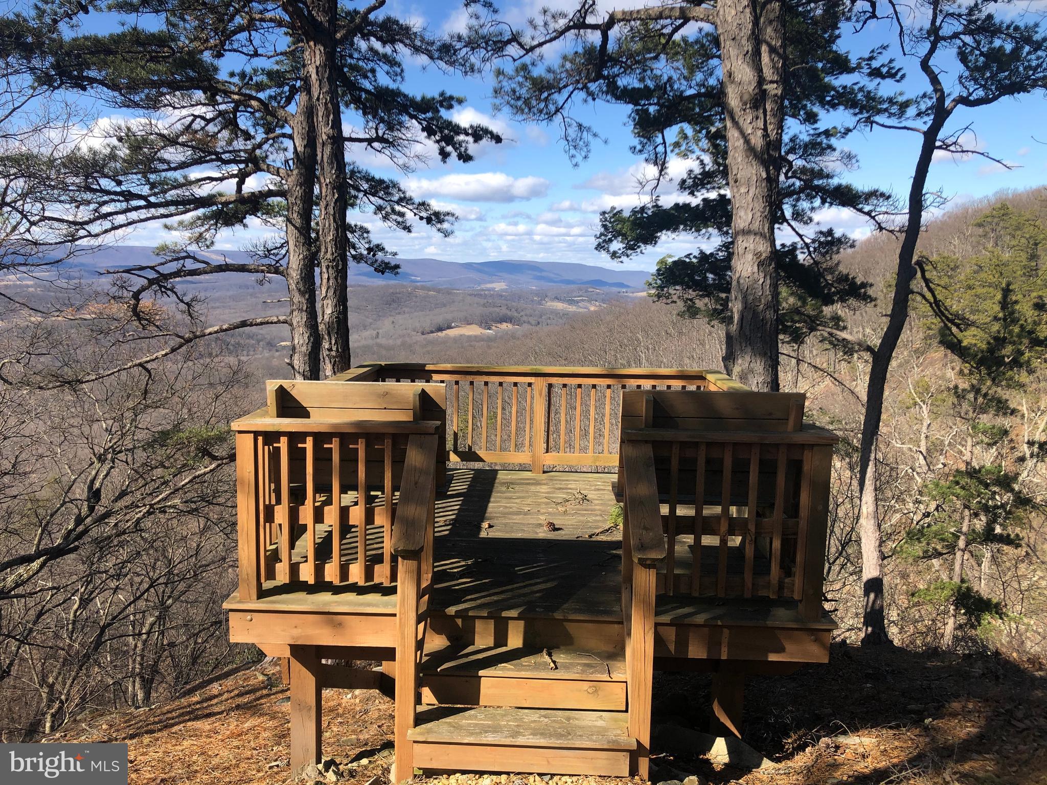 COVE CREEK - Residential