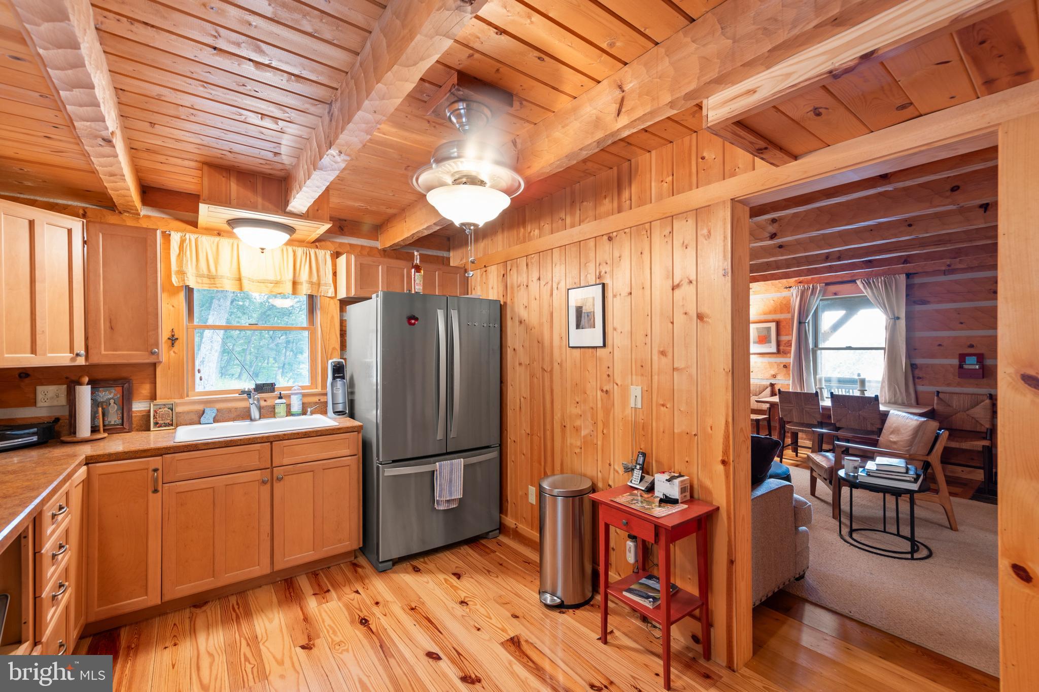 COVE CREEK - Residential