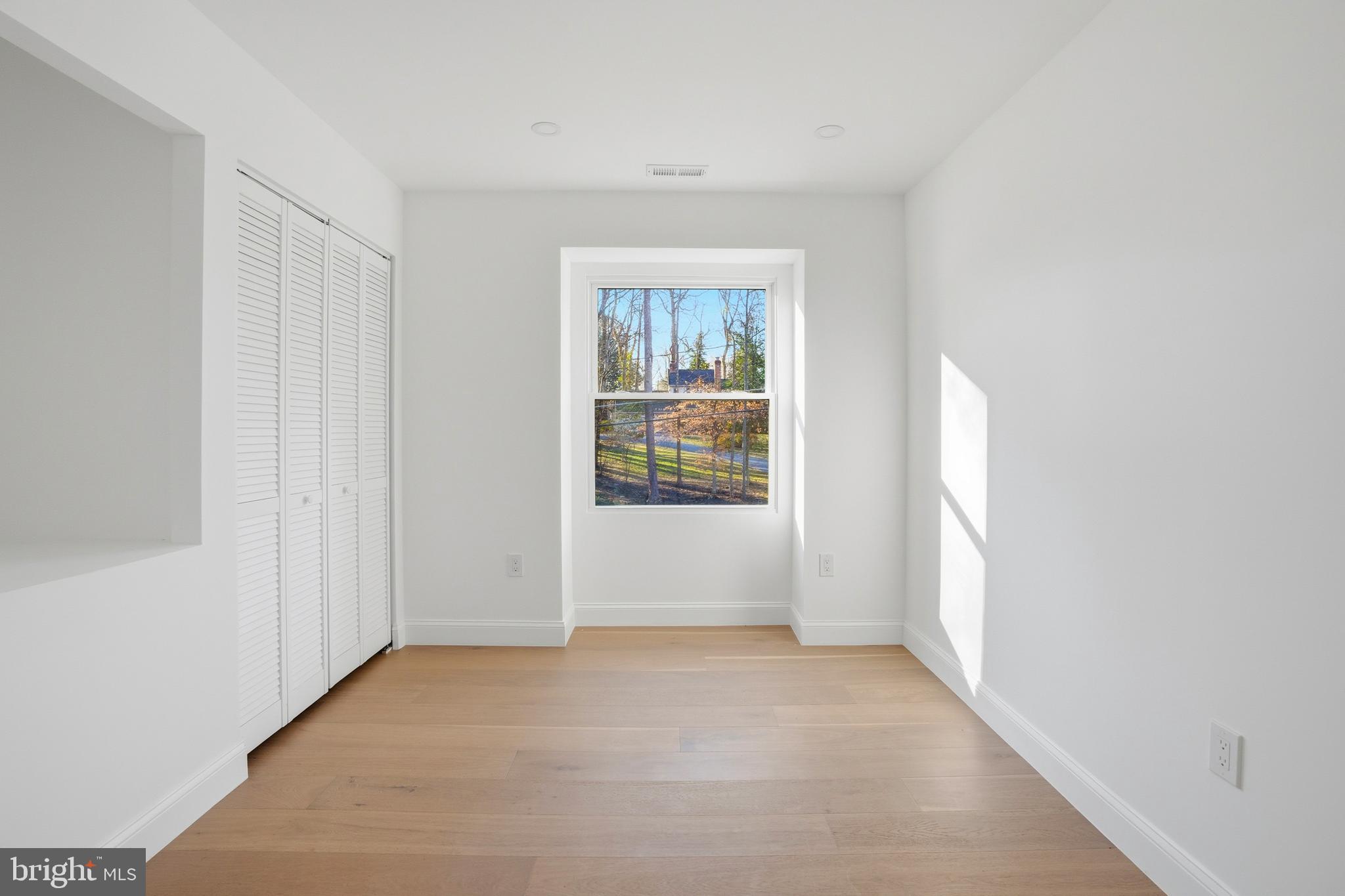 COBBDALE - Residential