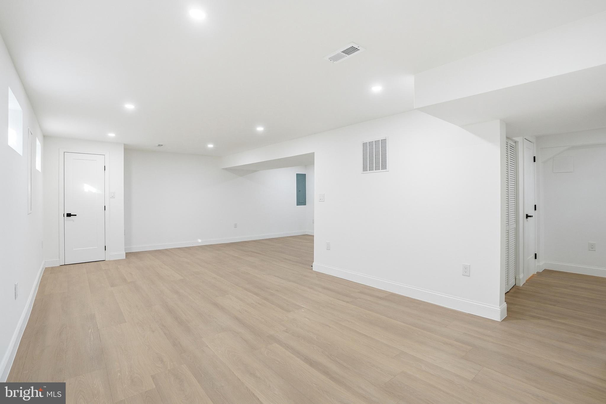 COBBDALE - Residential