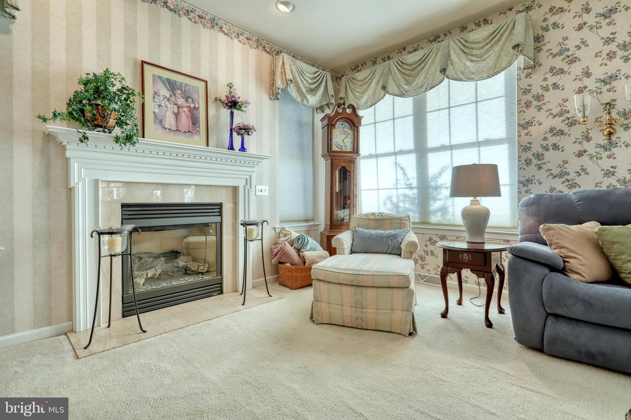 LAKE MEADE - Residential