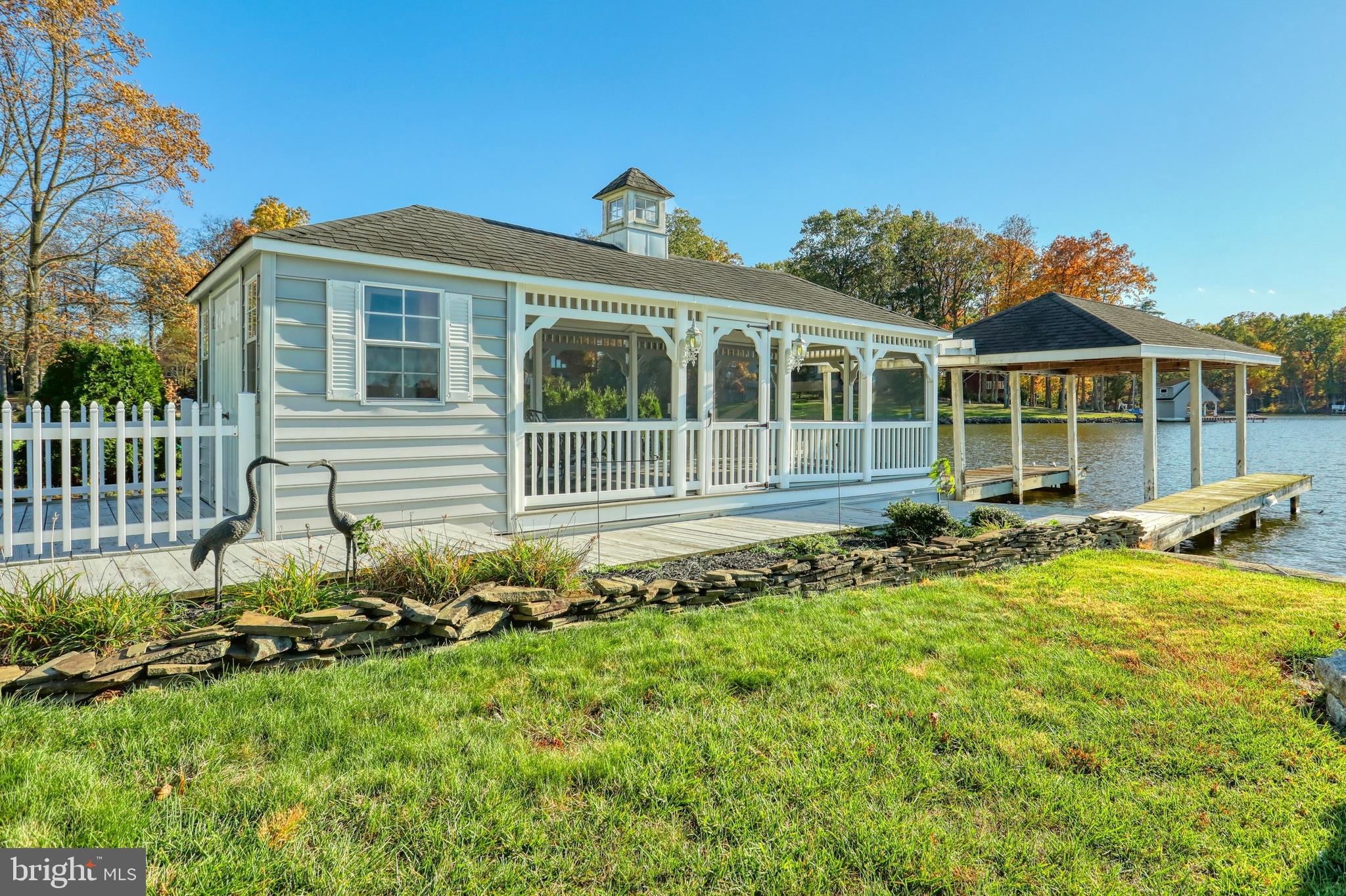 LAKE MEADE - Residential