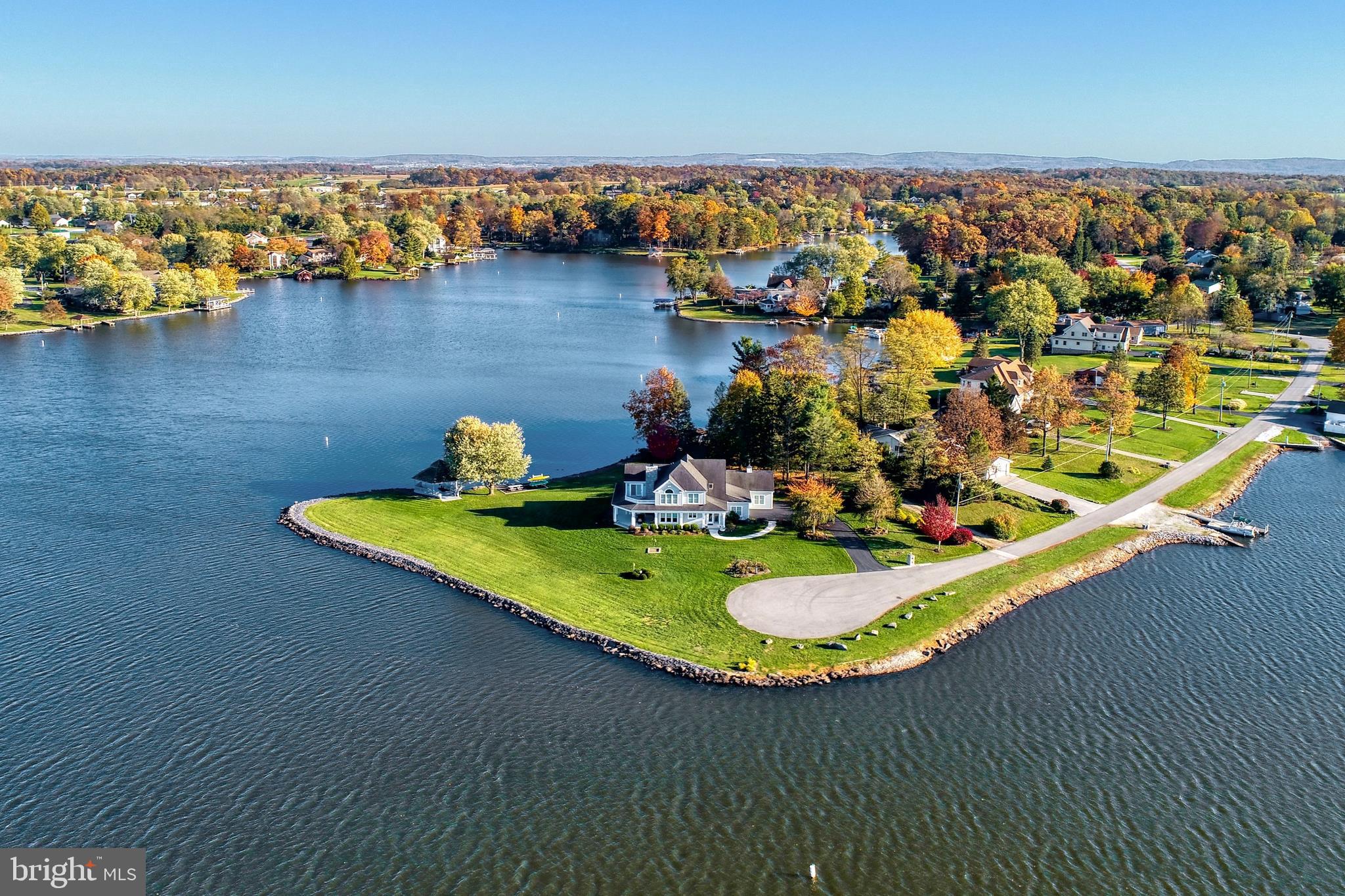 LAKE MEADE - Residential