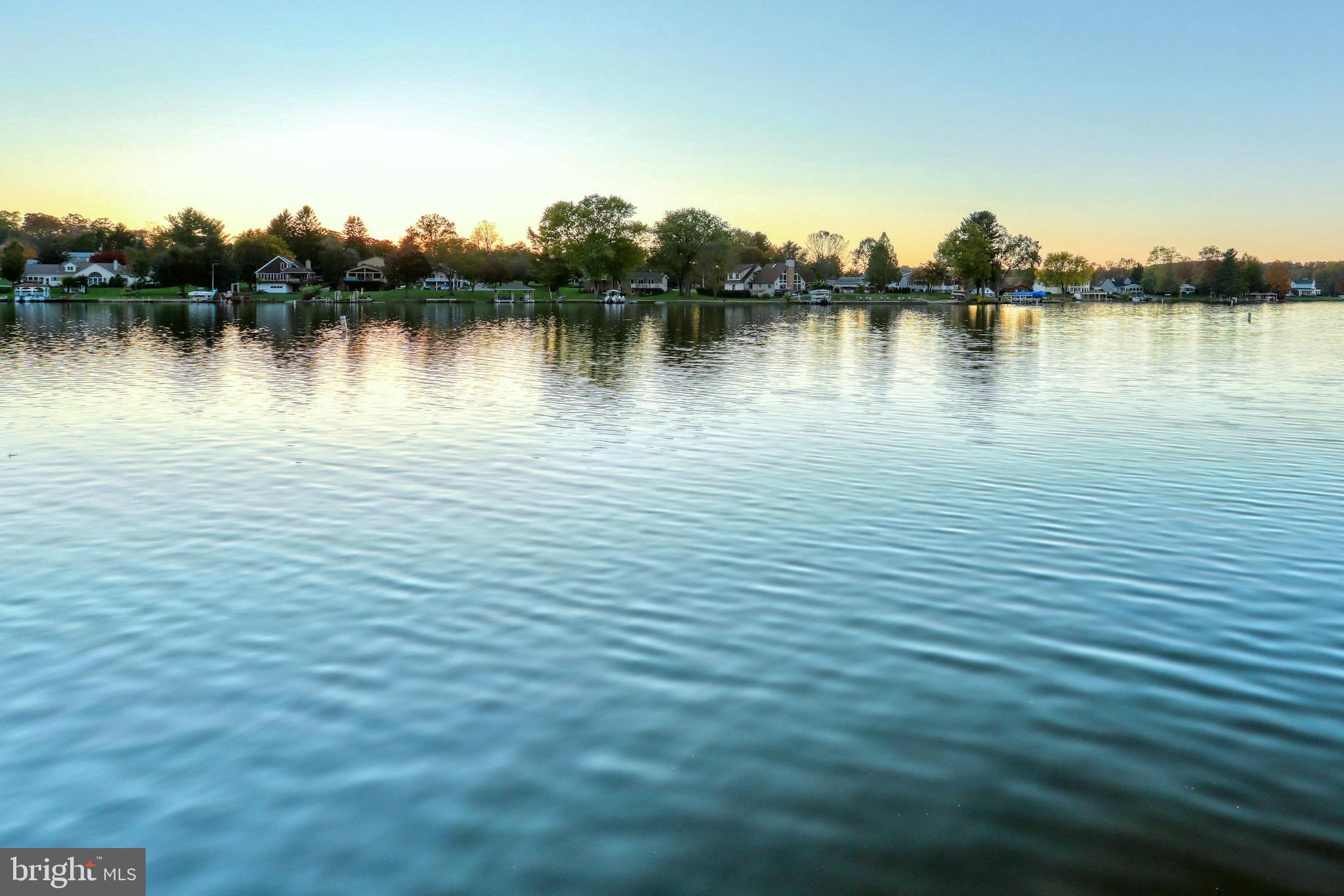 LAKE MEADE - Residential