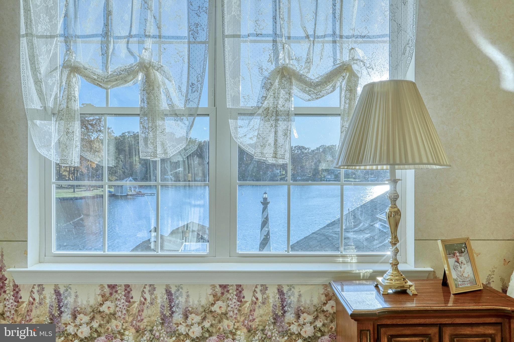 LAKE MEADE - Residential