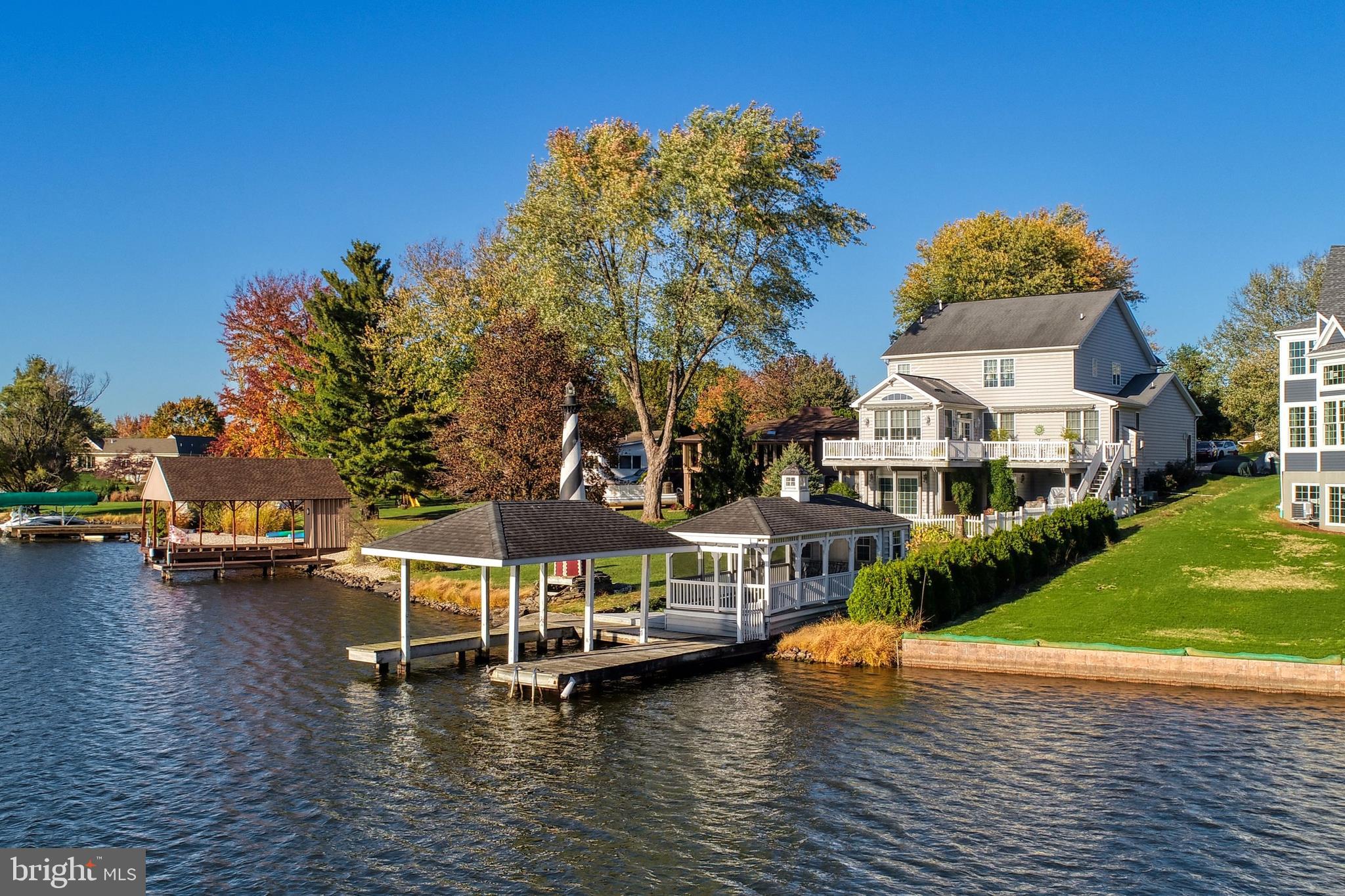 LAKE MEADE - Residential