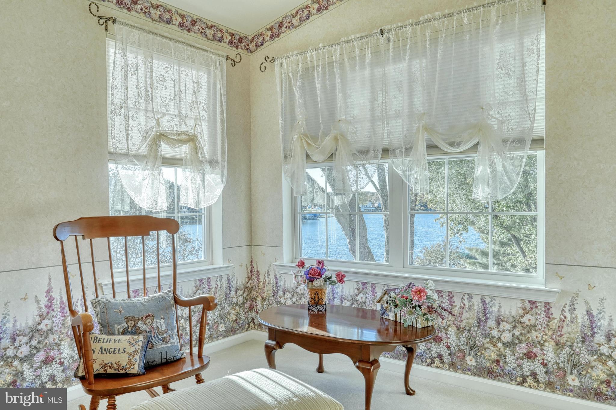 LAKE MEADE - Residential